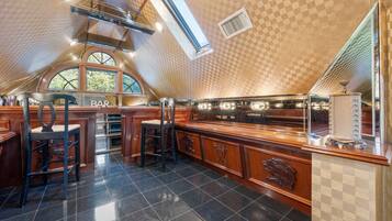 5 bedrooms
