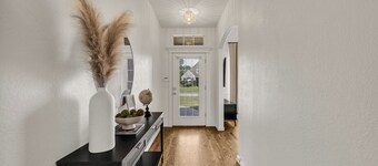 Ridge Retreat! King Beds By Outlet Mall & Aquarium