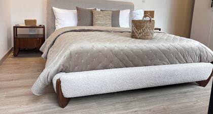 New Apartment 2H • Riverfront - Rooftop - Culture - Views and Style