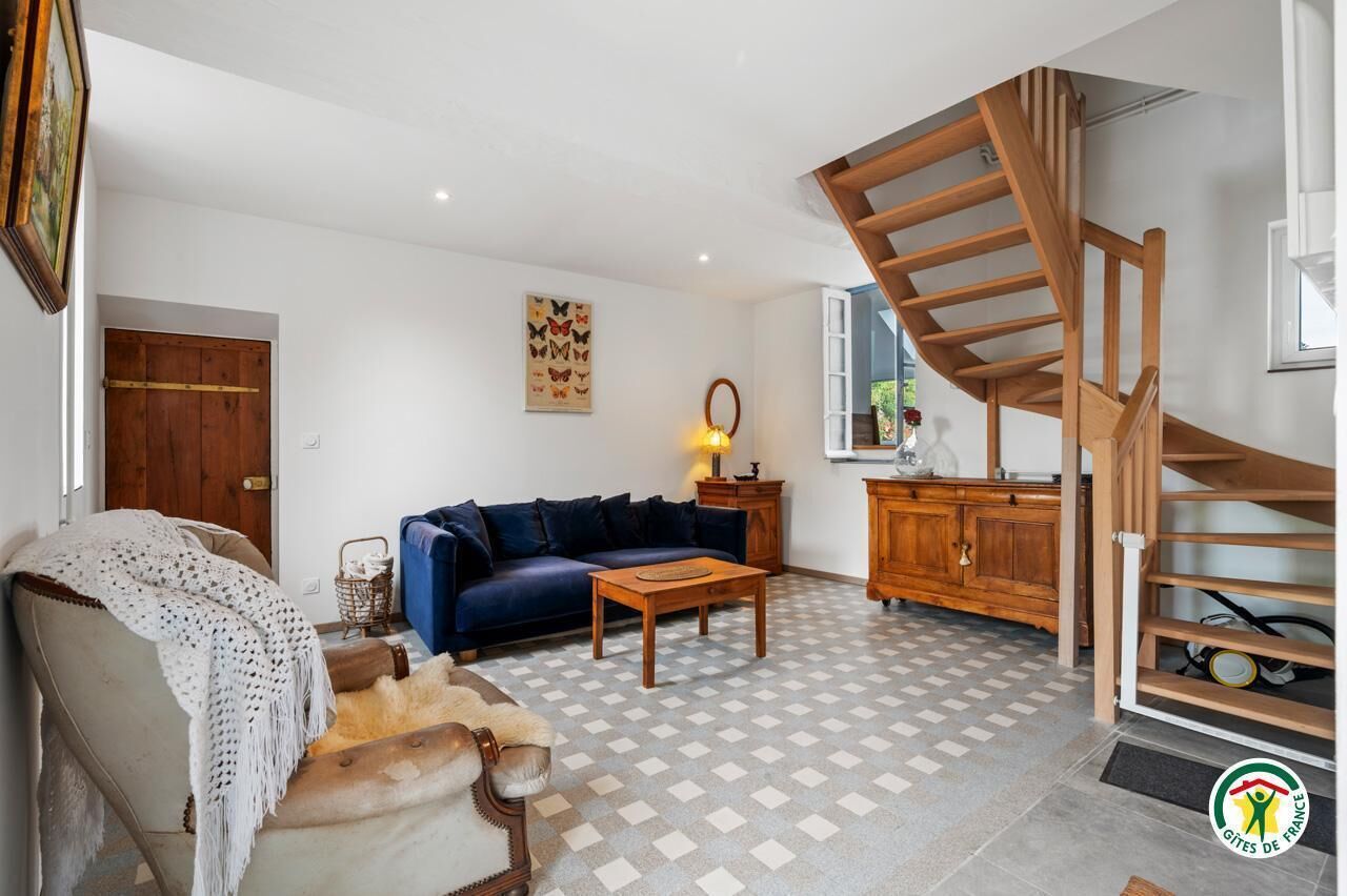 電視、乒乓球設施