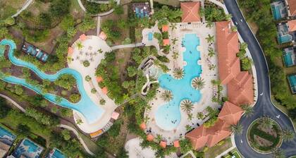 Fabulous 5 BR With Pool Solterra Resort