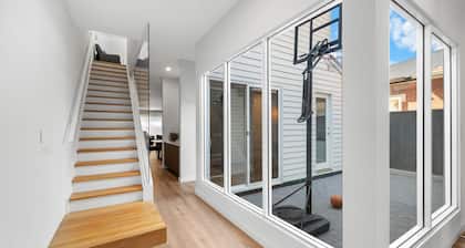 Belle Escapes - Henley Beach House