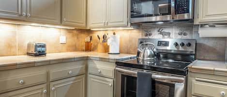 Fridge, microwave, oven, dishwasher