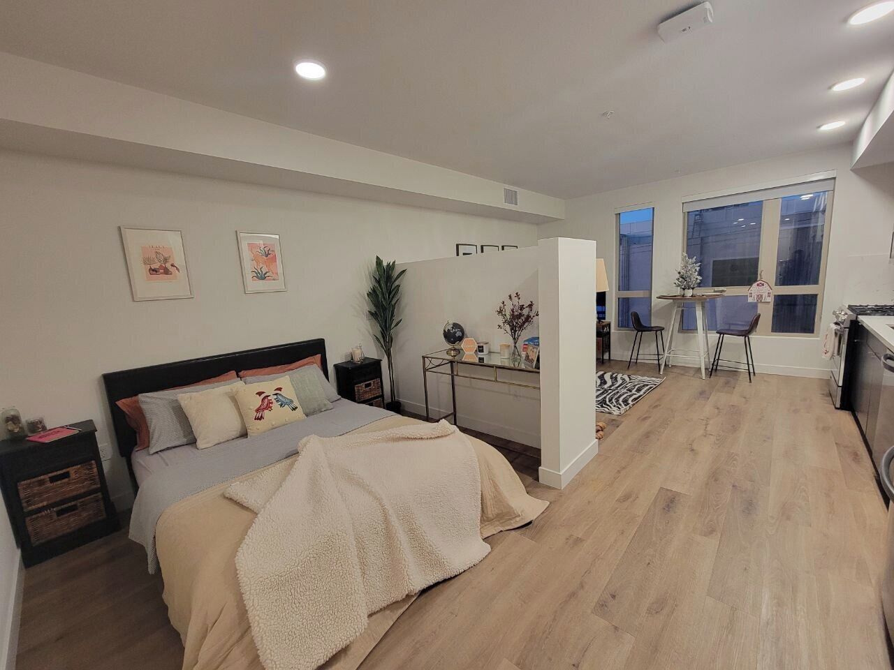 1 多间卧室、熨斗/熨衣板、免费 WiFi、床单