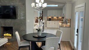 تناول الطعام