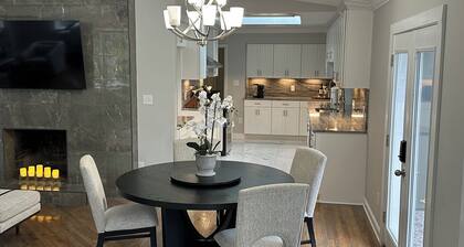 Elegant & Spacious 6 BR/4.5 BA- Perfect or Groups & Family Gatherings