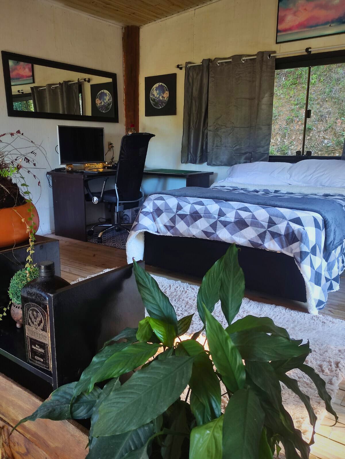 2 quartos, Wi-Fi de cortesia, roupa de cama