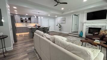 TV connectée, cheminée