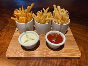 Restaurant - Cambria Hotel Euless - DFW Airport South (Euless)