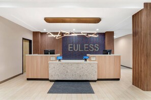 Lobby - Cambria Hotel Euless - DFW Airport South (Euless)