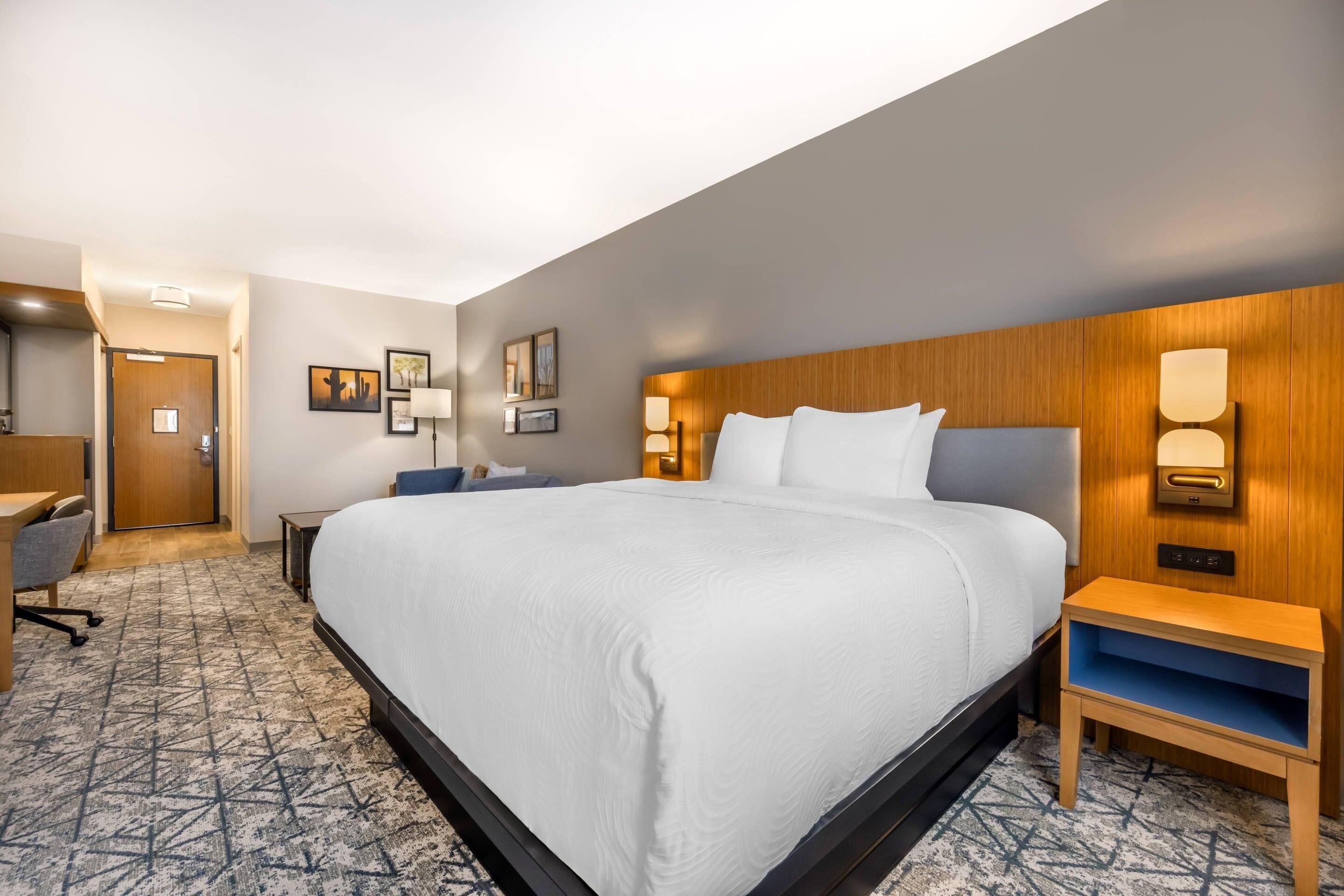 Down comforters, pillowtop beds, desk, laptop workspace