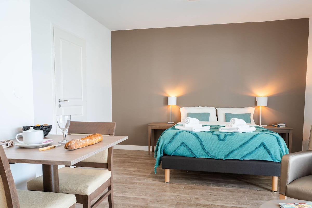 Studio standard | Free cots/infant beds, free WiFi, bed sheets