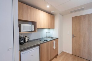 Estudio estándar | Cunas gratuitas, wifi gratis y ropa de cama 