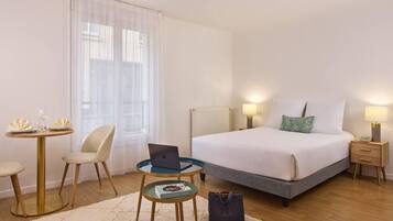 Standard Studio | Free cots/infant beds, free WiFi, bed sheets