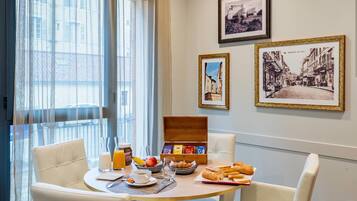 Se ofrece un desayuno continental entre semana (por un coste adicional)