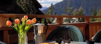 Val Fleuri 208 by Interhome