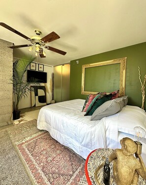 1 bedroom, iron/ironing board, Internet, bed sheets
