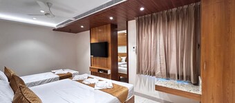 THE PARADISE PLATINUM