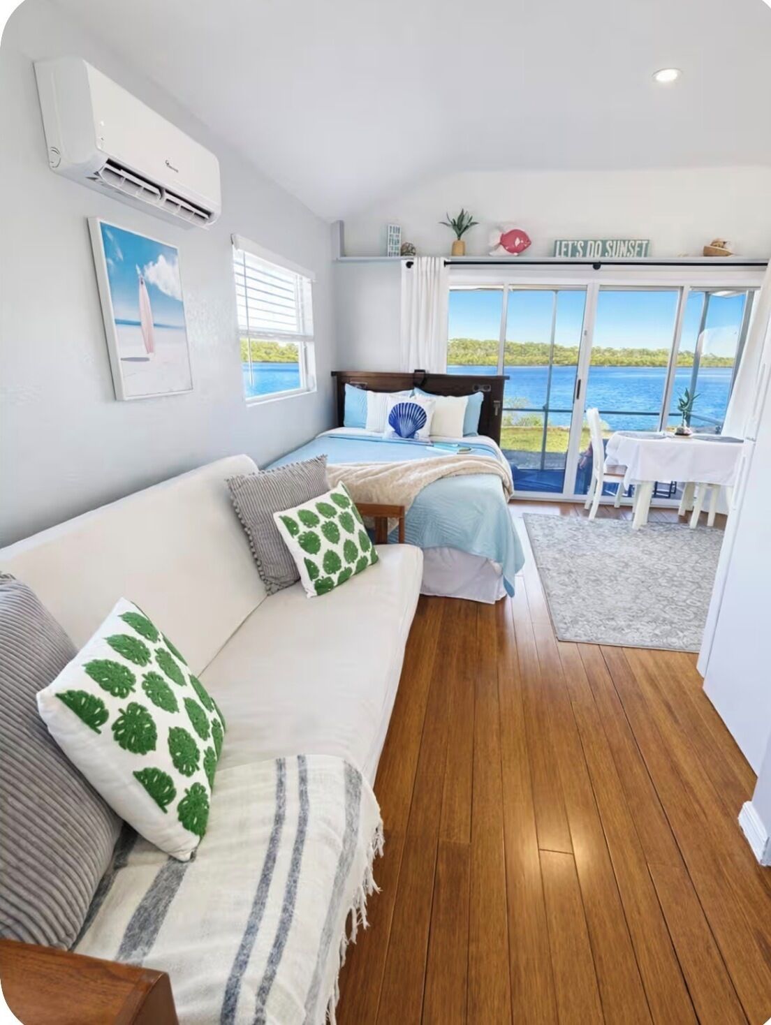 1 bedroom, in-room safe, iron/ironing board, WiFi (free)