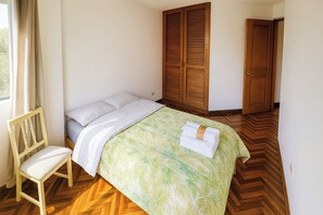 3 bedrooms, WiFi - Familiar &  Cozy Apartment near to Miraflores Centre (Lima)