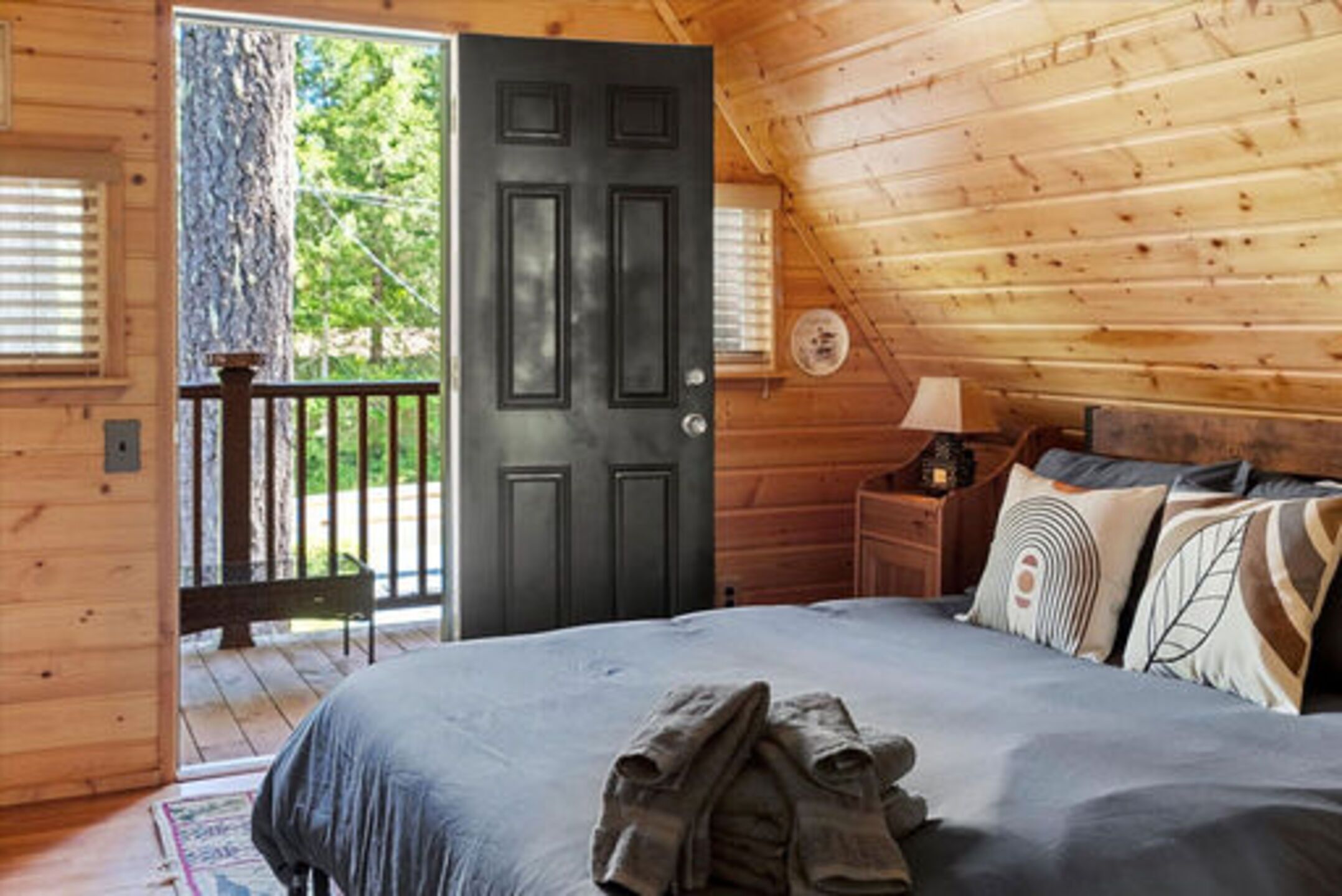 2 多间卧室、免费 WiFi、床单