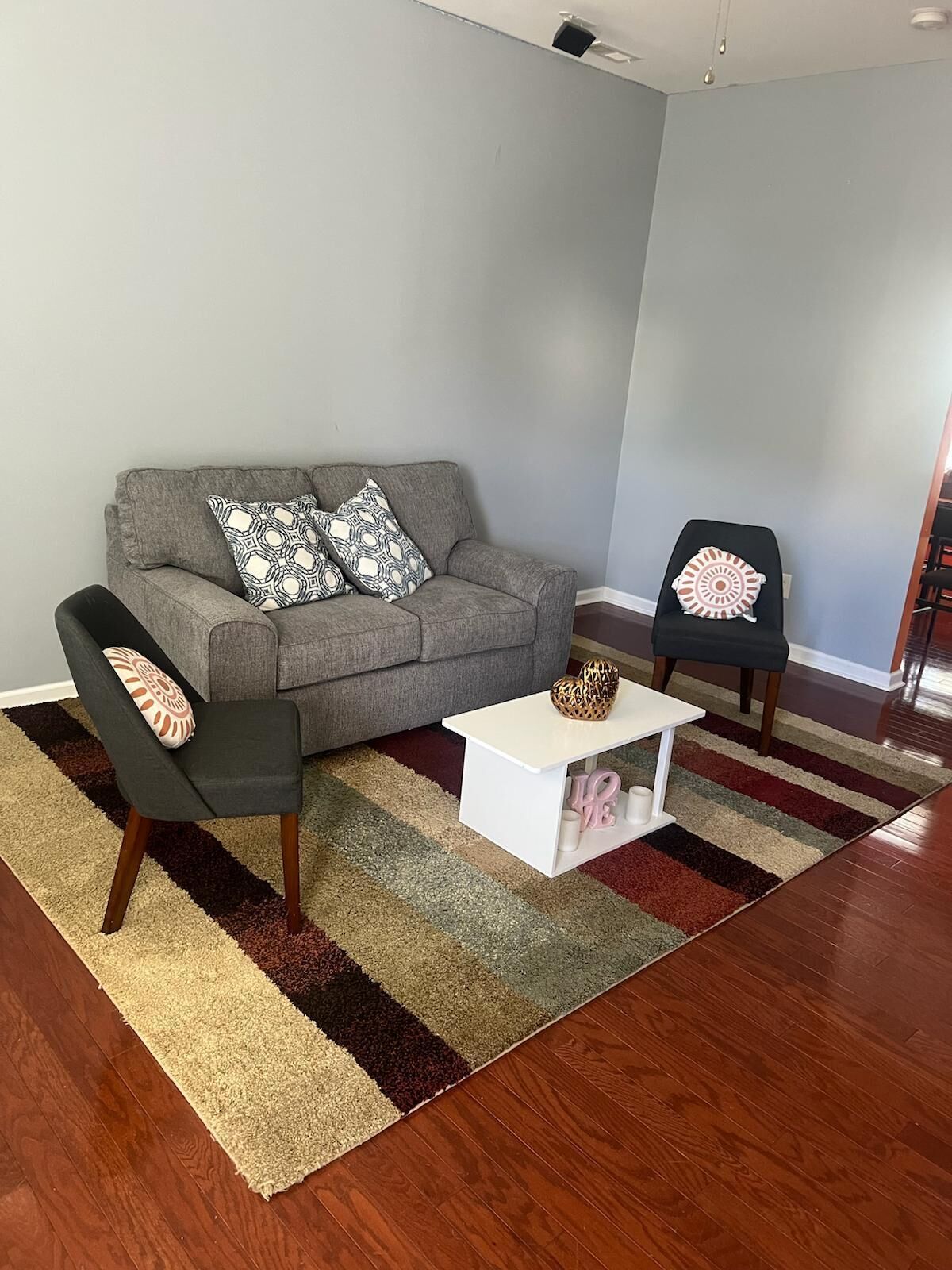 智能电视、壁炉、立体声音响