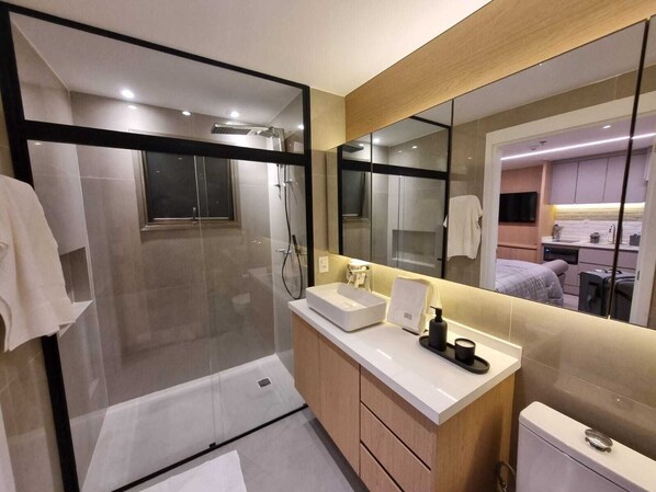 Hair dryer, towels, toilet paper