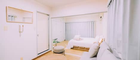 Apartment, 1 Bedroom, Non Smoking | Desk, iron/ironing board