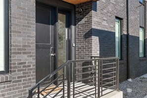Exterior detail - Linden | Rooftop Views Near WeHo (Nashville)