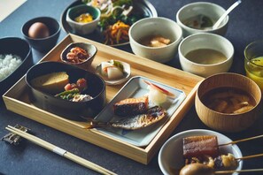 Daily buffet breakfast (JPY 4000 per person) - 1HOTEL (Shizuoka)