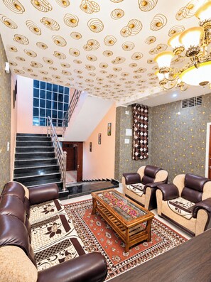 Sala de estar en el lobby