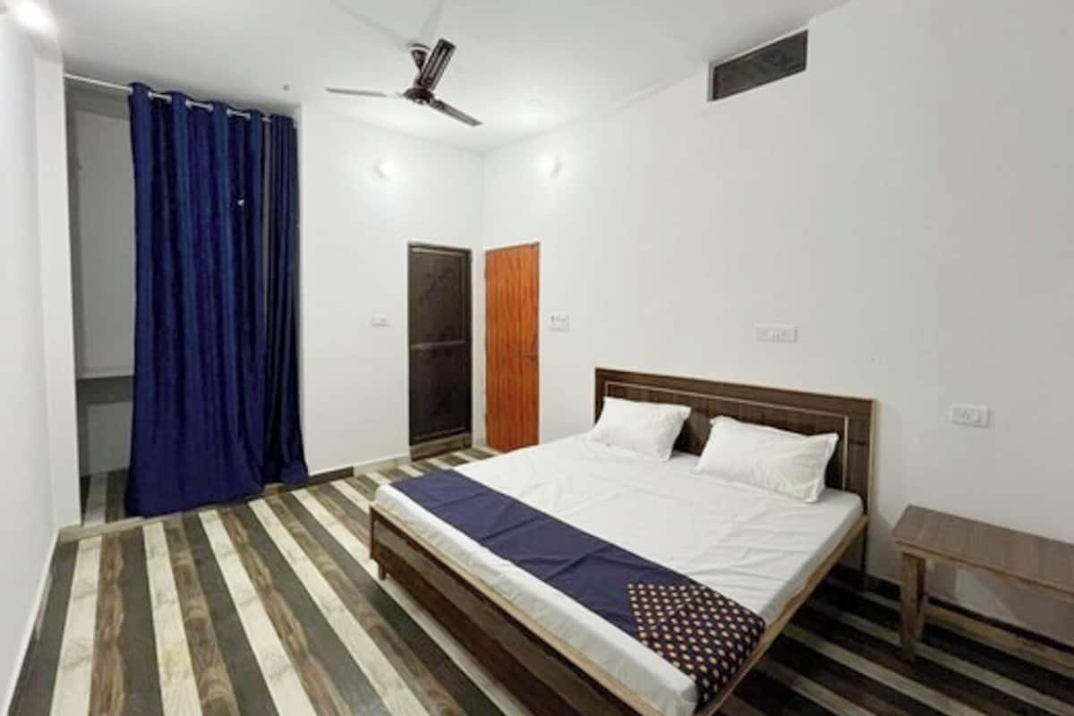 Kamar Double Deluks, AC | Seprai antialergi, meja kerja, kedap suara, dan Wi-Fi gratis