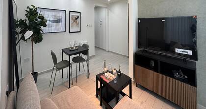 Modern Deluxe 1-bedroom in Downtown Stylish