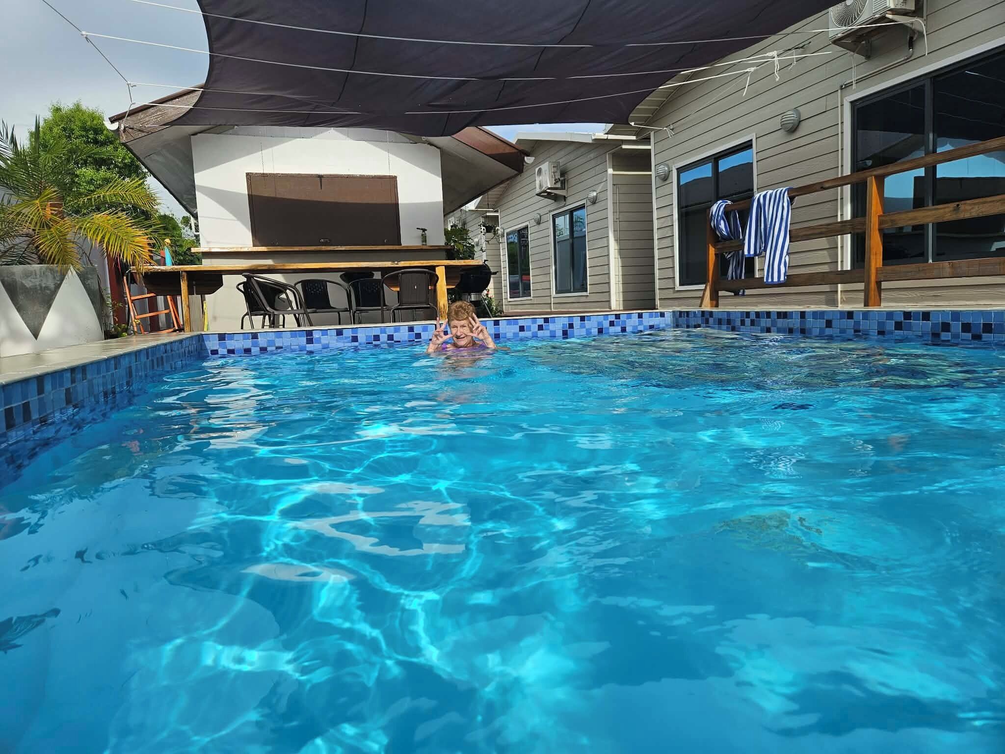 Tabla de planchar con plancha y wifi gratis 