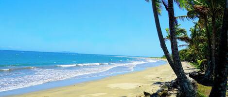 Deluxe Villa, 2 Bedrooms, Pool View | Iron/ironing board, free WiFi