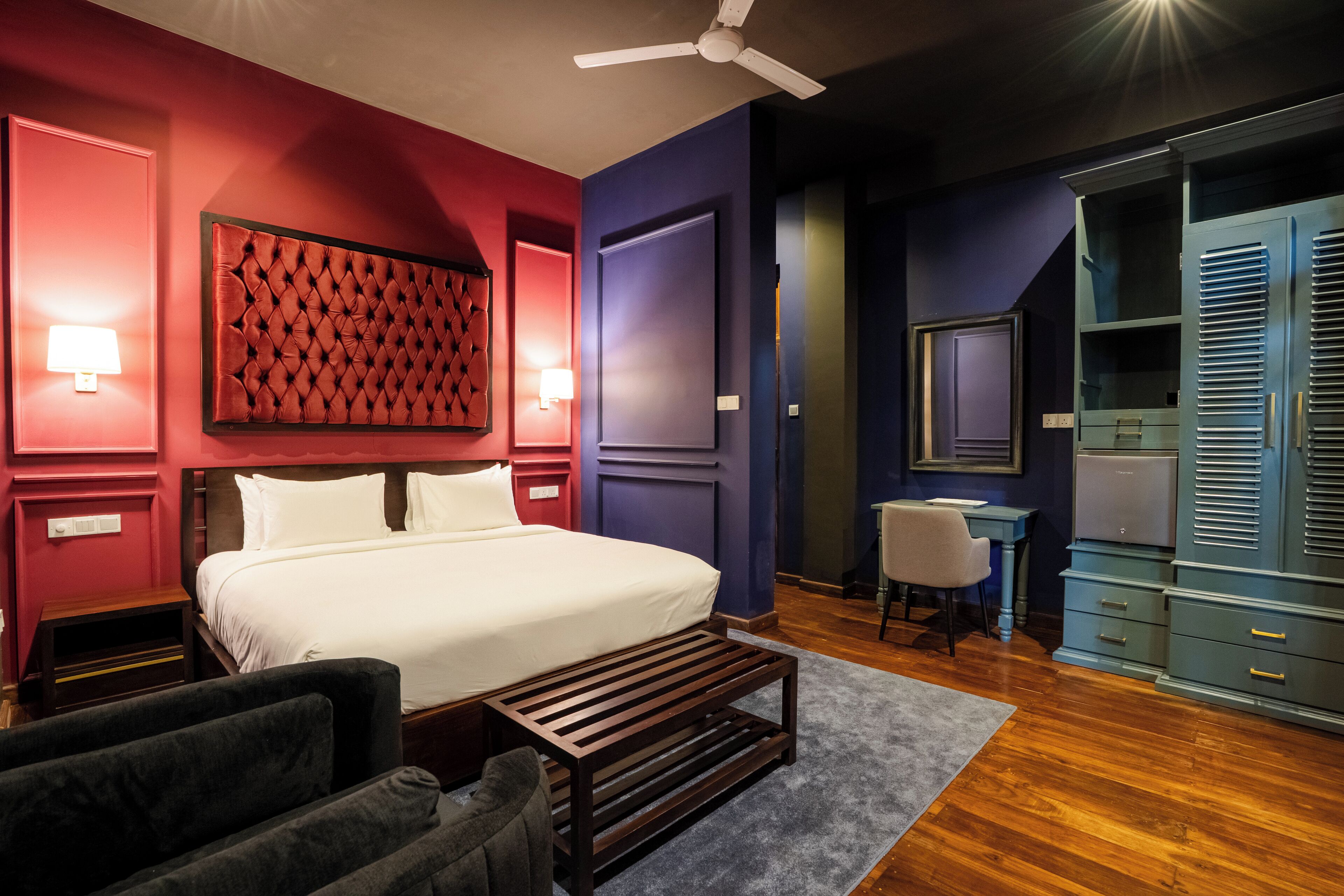 Deluxe Double Room, Garden View | Desk, laptop workspace, WiFi (free), individually furnished
