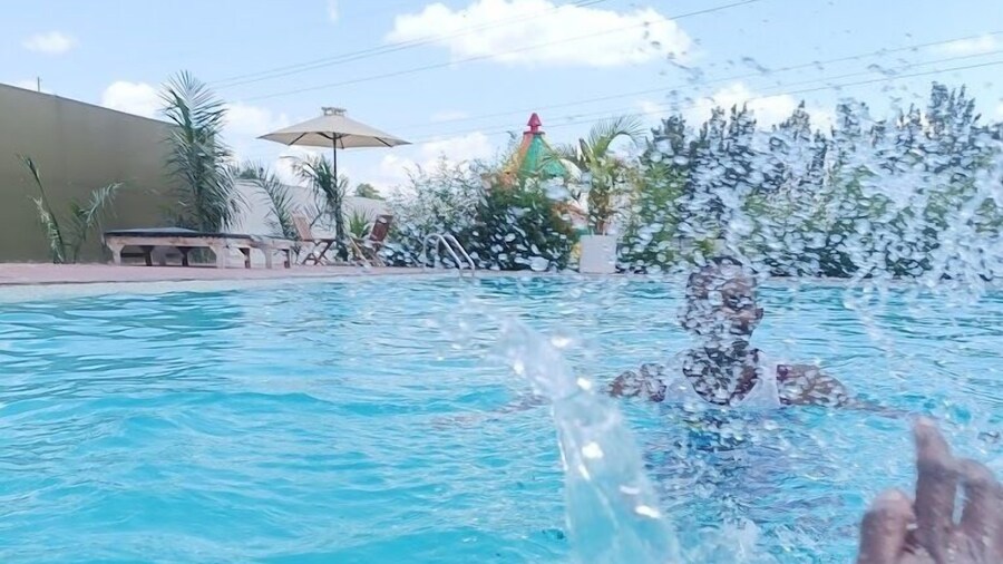 Darrel Paradise Resort