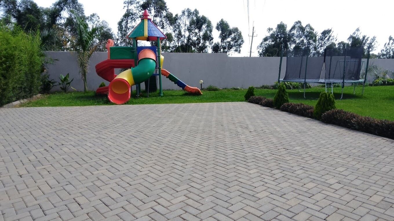 Children's play area - outdoor