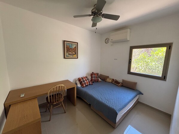 4 dormitorios, escritorio, wifi gratis y ropa de cama