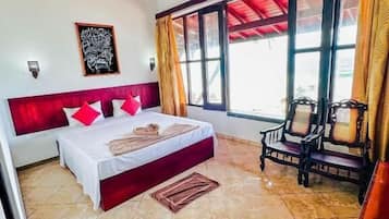 Habitación doble Deluxe, vista al mar | Caja de seguridad en la habitación y wifi gratis