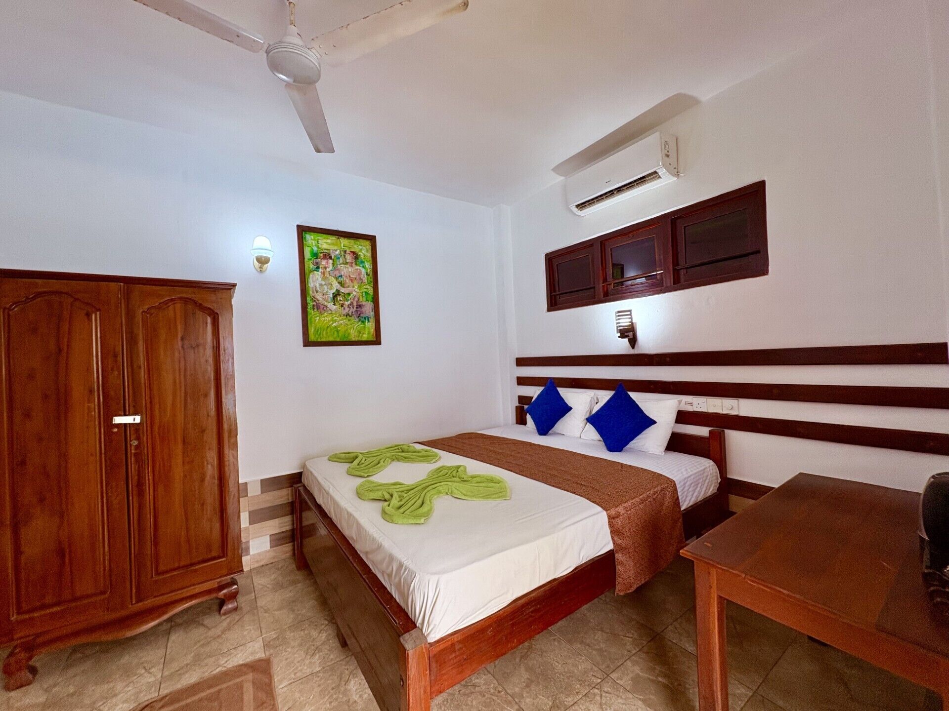 Habitación Deluxe doble | Caja fuerte y wifi gratis