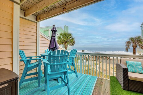 Poolside Fun + Oceanfront Bliss: Kure Beach Haven!