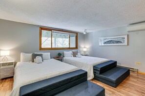 6 habitaciones, escritorio y tabla de planchar con plancha 