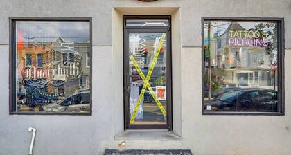 Easy NYC Commute: Guttenberg Getaway Near Parks