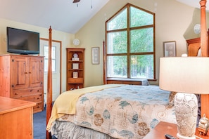 2 soverom, strykejern/-brett, internettilgang og sengetøy