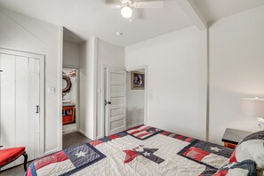 2 dormitorios, tabla de planchar con plancha, Internet y ropa de cama