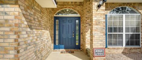 تفاصيل الفندق من الخارج