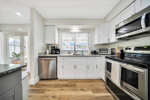 Microwave, oven, stovetop, dishwasher