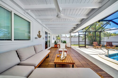 Private Pool Paradise in Cape Coral