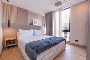 3 chambres, fer et planche à repasser, lit parapluie, Wi-Fi